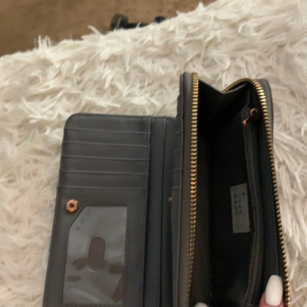 gray wallet - Picture 7 of 12